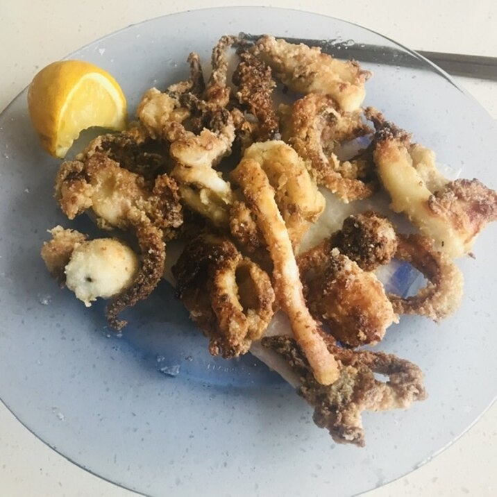 イカゲソの唐揚げ 夫が釣ってきたイカで レシピ 作り方 By Rhodes 楽天レシピ イカゲソの唐揚げ 夫が釣ってきたイカで レシピ 作り方 By Rhodes 楽天レシピ